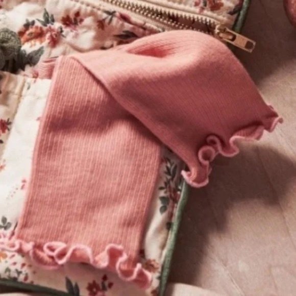 NWOT Sezane pink ruffle socks - Picture 2 of 4